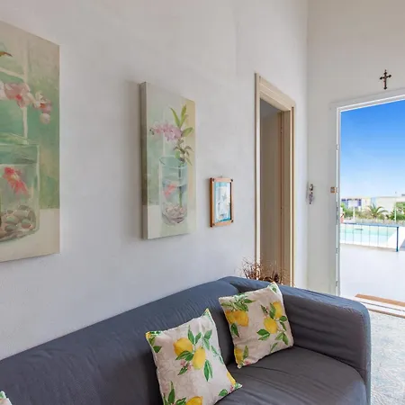 Pool House Alcamo